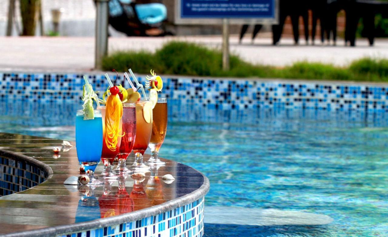 Sea Pearl Beach Resort & Spa Cox'S Bazar Esterno foto